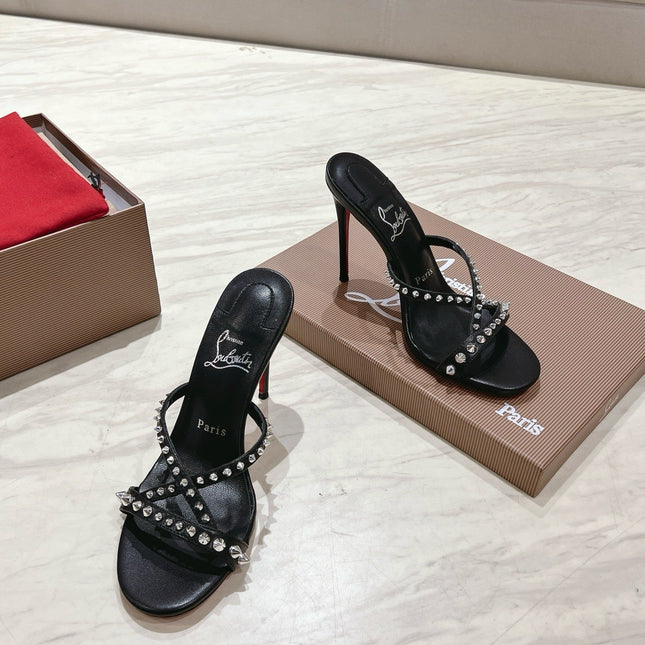 CRYSTAL GLITTER CRISS-CROSS STRAP SANDALS IN BLACK CALFSKIN