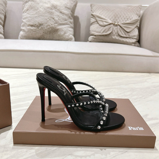 CRYSTAL GLITTER CRISS-CROSS STRAP SANDALS IN BLACK CALFSKIN