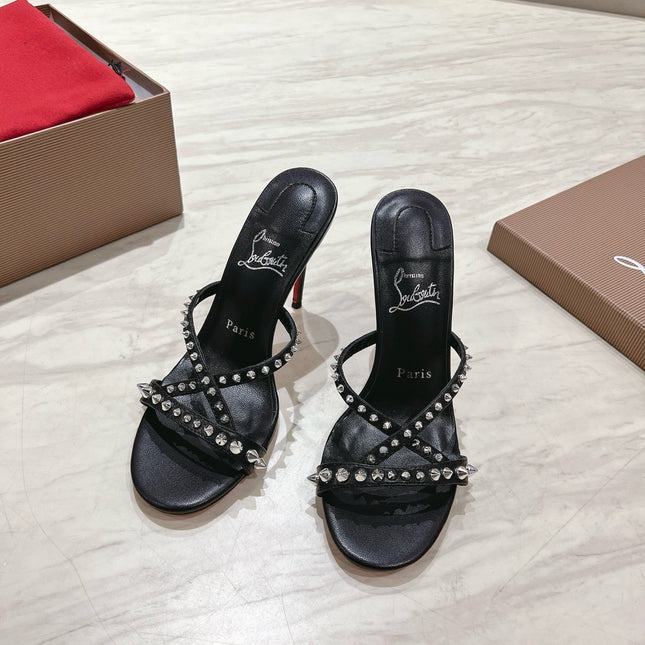 CRYSTAL GLITTER CRISS-CROSS STRAP SANDALS IN BLACK CALFSKIN