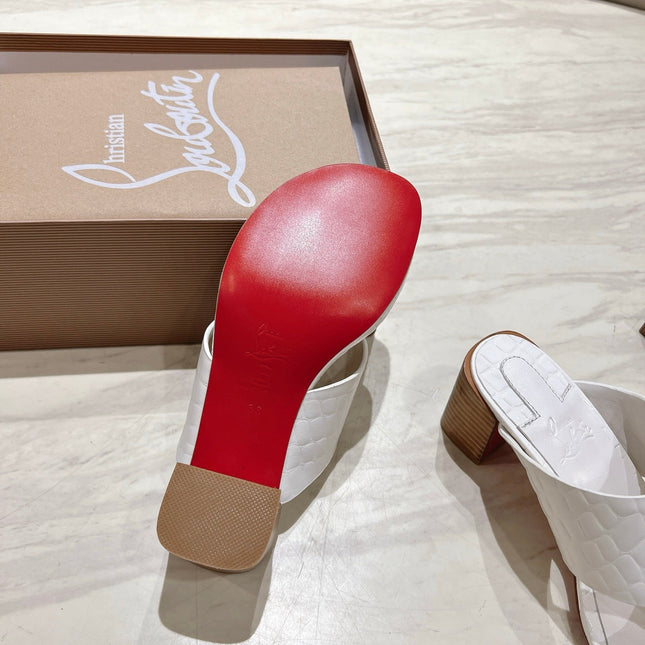 EMBOIDERED LOGO MULES IN WHITE EMBOSSED CALFSKIN