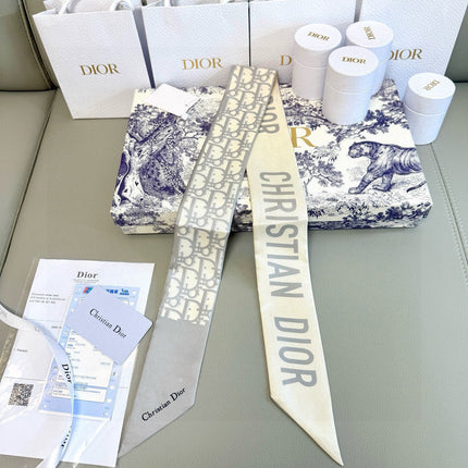 DIOR TWILLY 100 CM IN SILK 714358