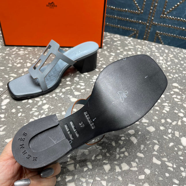 IZZY 50 MM SANDAL IN POWER BLUE SHEEPSKIN