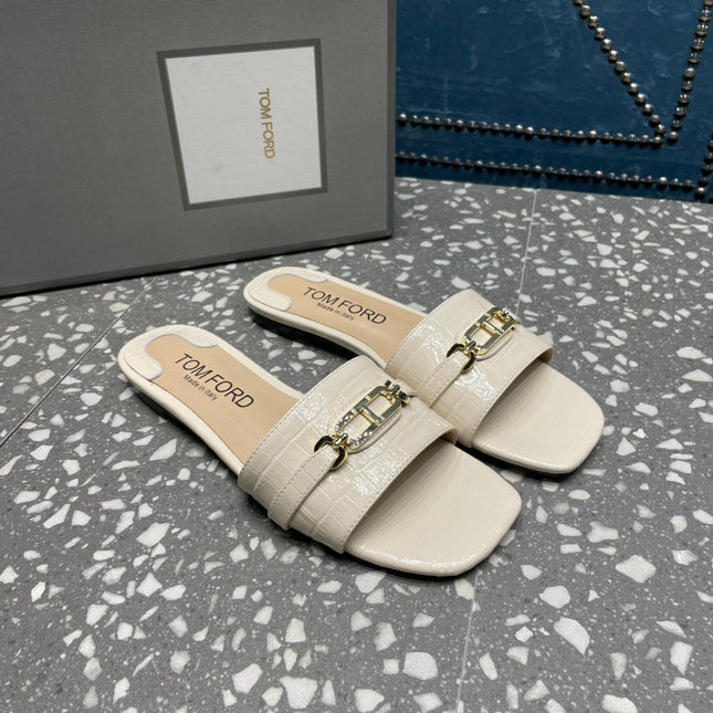 FLAT MULE IN WHITE CREAM CALFSKIN