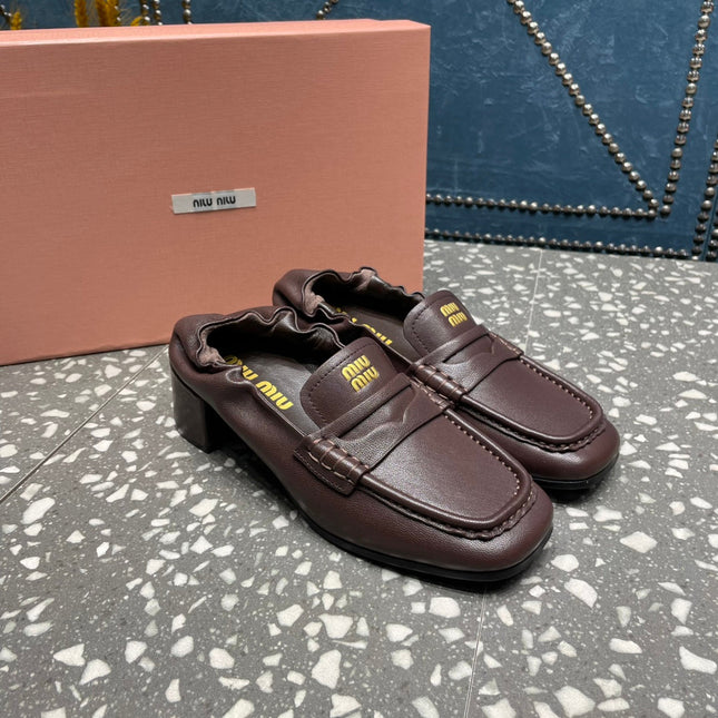 HIGH BROGUE LOAFERS IN CHESTNUT BROWN LAMBSKIN