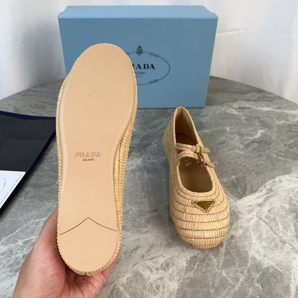 PRADA 25S BALLET FLAT IN NATURAL RAFFIA AND CALFSKIN