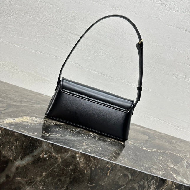 CELINE 25S TRIOMPHE BAG 24 IN BLACK SHINY CALFSKIN