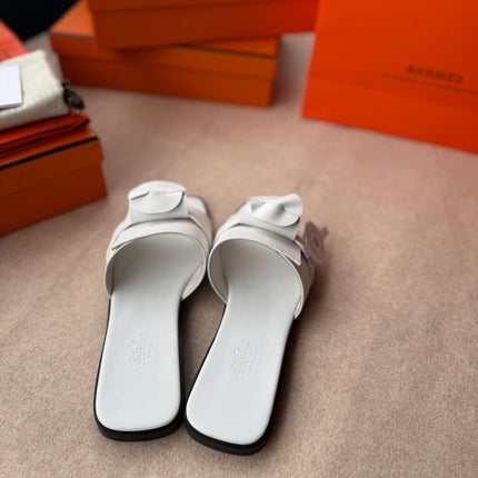 0RAN SANDALS IN WHITE CALFSKIN