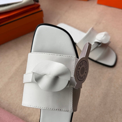 0RAN SANDALS IN WHITE CALFSKIN