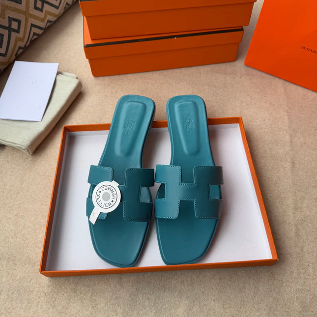 0RAN SANDALS IN SAPPHIRE BLUE CALFSKIN