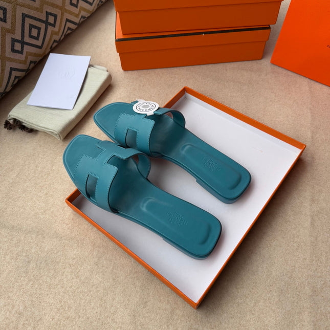 0RAN SANDALS IN SAPPHIRE BLUE CALFSKIN