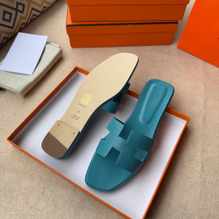 0RAN SANDALS IN SAPPHIRE BLUE CALFSKIN