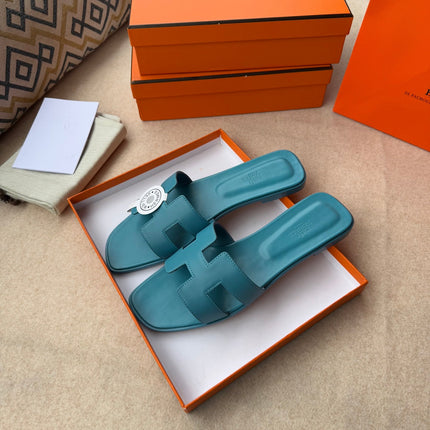 0RAN SANDALS IN SAPPHIRE BLUE CALFSKIN