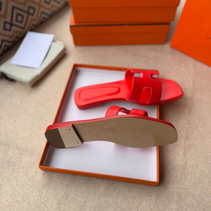 0RAN SANDALS IN CHERRY RED CALFSKIN