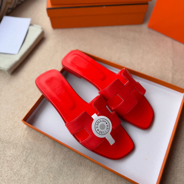 0RAN SANDALS IN CHERRY RED CALFSKIN