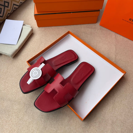 0RAN SANDALS IN JAM RED CALFSKIN