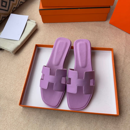 0RAN SANDALS IN LILAC PURPLE CALFSKIN