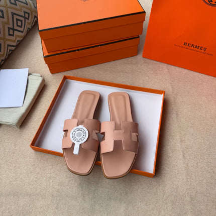 0RAN SANDALS IN PEACH PINK CALFSKIN