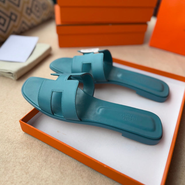 0RAN SANDALS IN SAPPHIRE BLUE CALFSKIN