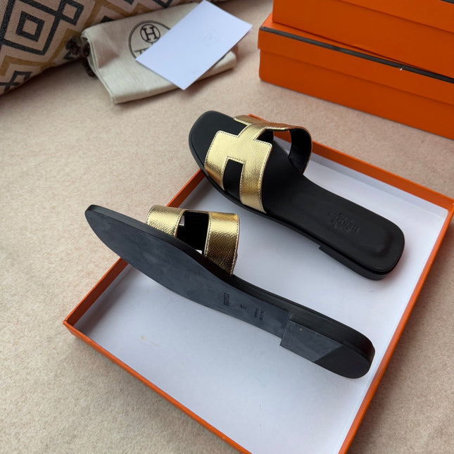 0RAN SANDALS IN LIGHT GOLD CALFSKIN