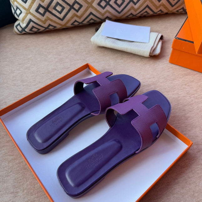 0RAN SANDALS IN ROYAL PURPLE CALFSKIN