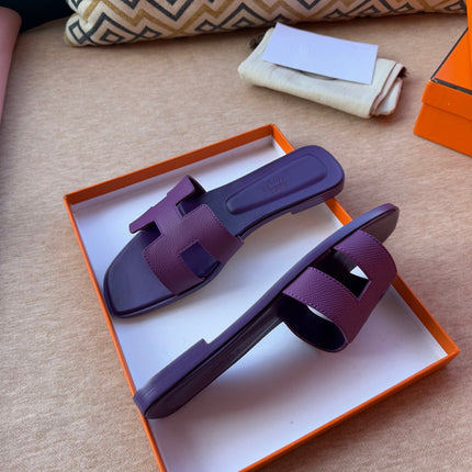 0RAN SANDALS IN ROYAL PURPLE CALFSKIN