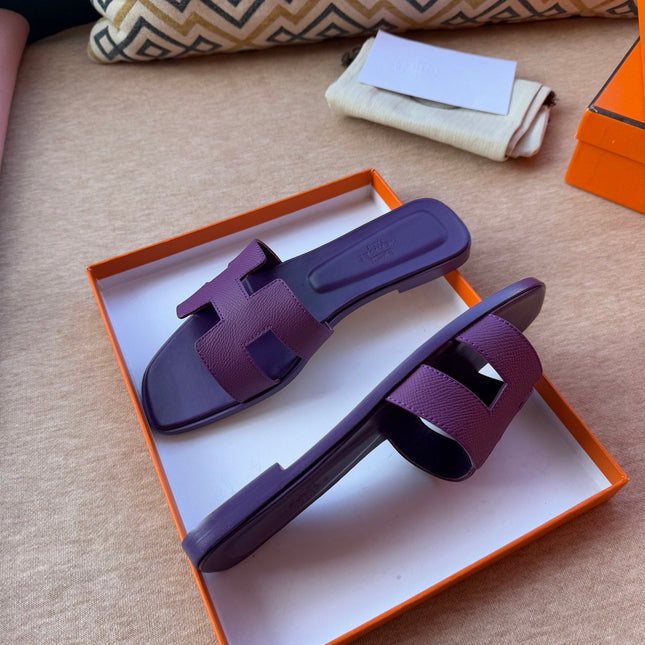 0RAN SANDALS IN ROYAL PURPLE CALFSKIN