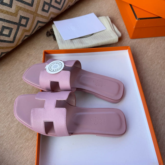 0RAN SANDALS IN PASTEL PURPLE CALFSKIN