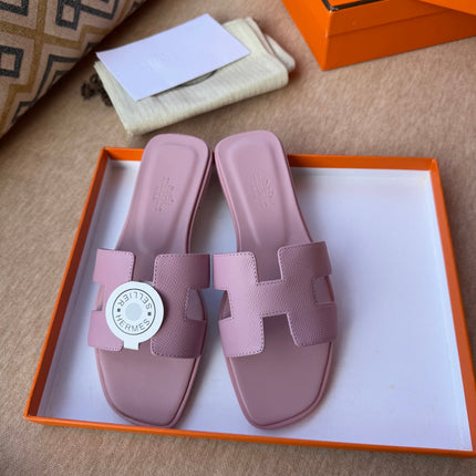 0RAN SANDALS IN PASTEL PURPLE CALFSKIN