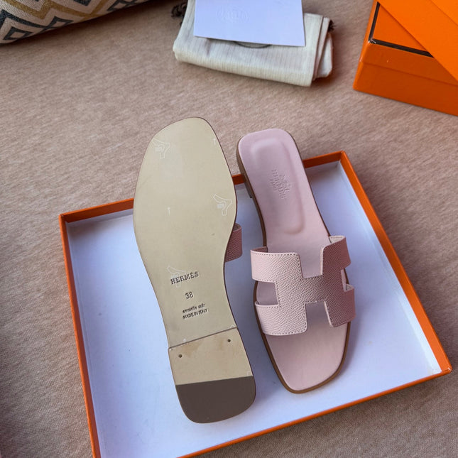 0RAN SANDALS IN PASTEL PINK CALFSKIN