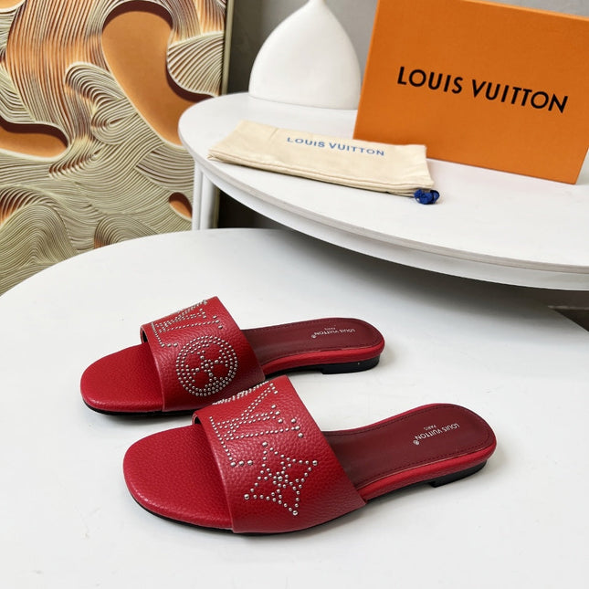 FLAT SLIDE IN RUBY RED LAMBSKIN WITH RHINSTONES