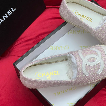 WOVEN LOAFERS IN LIGHT PINK FABRIC