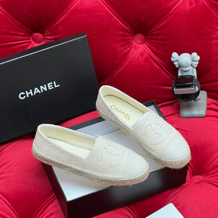 WOVEN LOAFERS IN WHITE BEIGE FABRIC