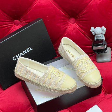 WOVEN LOAFERS IN DARK CREAM FABRIC