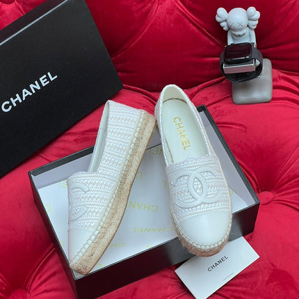 WOVEN LOAFERS IN WHITE FABRIC