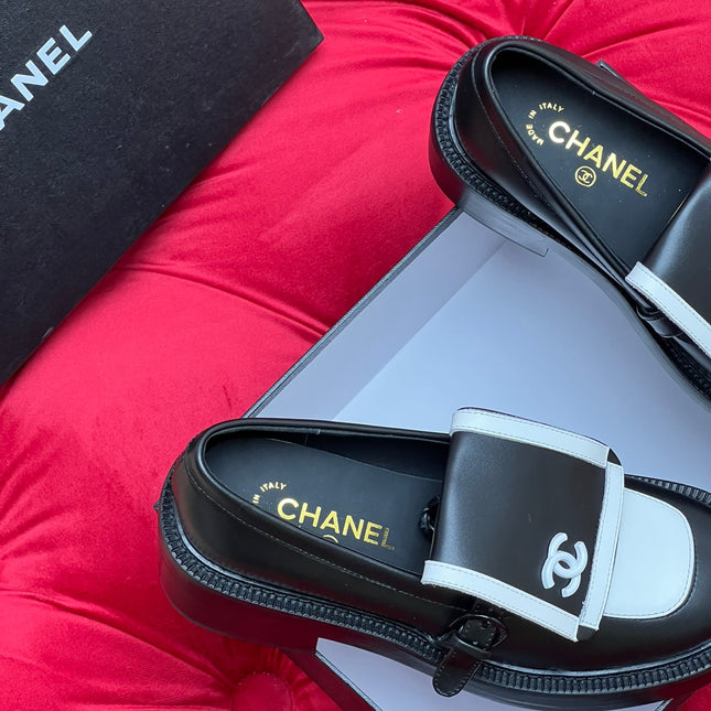 CC MOCCASIN LOAFER IN BLACK MIX WHITE LAMBSKIN