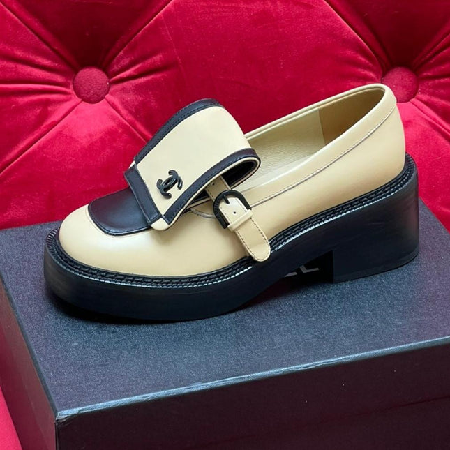 CC MOCCASIN LOAFER IN YELLOW CREAM MIX BLACK LAMBSKIN