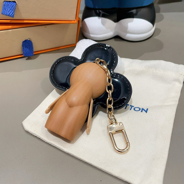 LV KEYCHAIN IN BLACK CALFSKIN AND WOOD