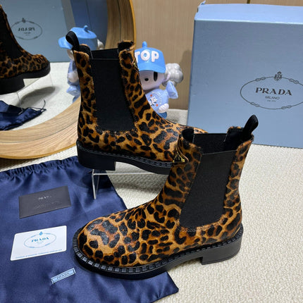 ANKLE BOOTS ATTACHED TRIANGLE LOGO IN LEOPARD PRINT HORSEHAIR