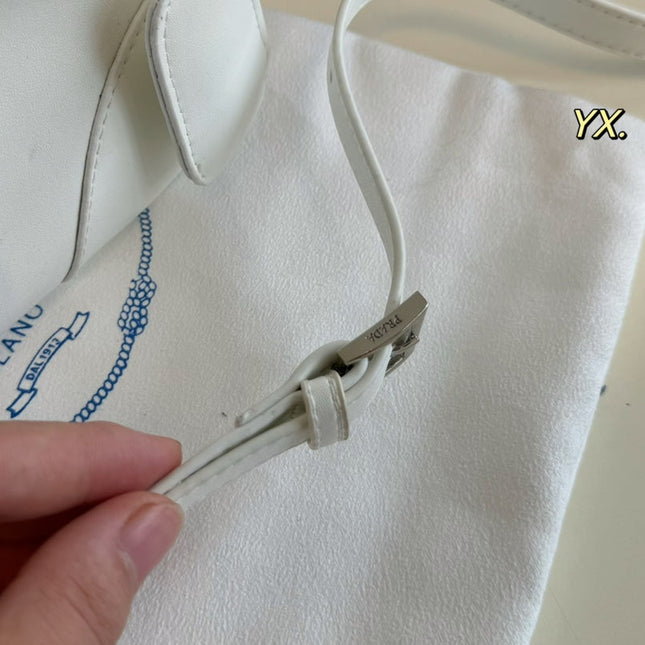 PRA 23 MOON PADDED BAG WHITE CALFSKIN WITH STRAP