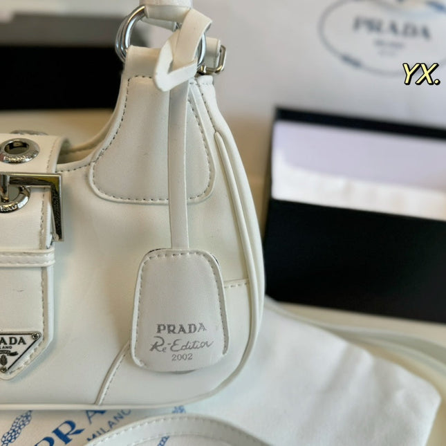 PRA 23 MOON PADDED BAG WHITE CALFSKIN WITH STRAP