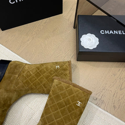 ANKLE BOOTS IN GOLDEN BROWN SUEDE 963150