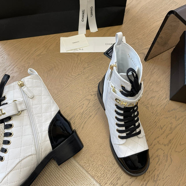 ALPHABET MARTIN BOOTS IN WHITE LAMBSKIN