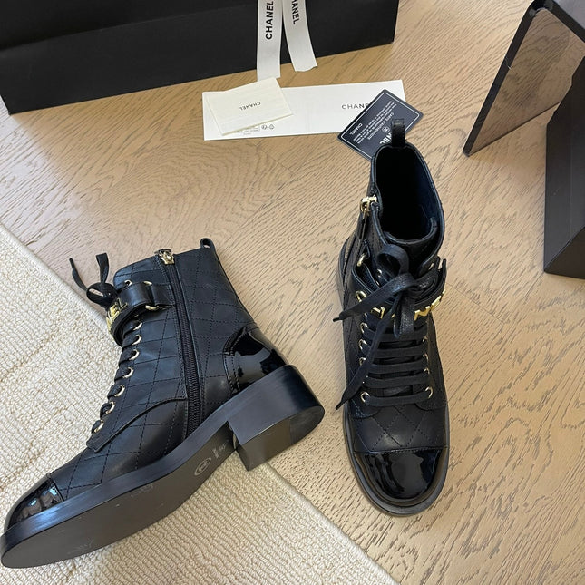 ALPHABET MARTIN BOOTS IN BLACK LAMBSKIN