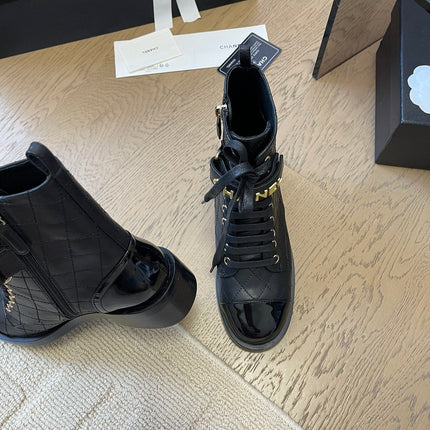 ALPHABET MARTIN BOOTS IN BLACK LAMBSKIN