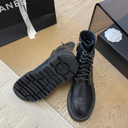 ANKLE BOOTS IN BLACK CALFSKIN 963004