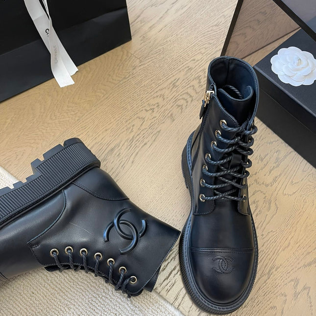 ANKLE BOOTS IN BLACK CALFSKIN 963004