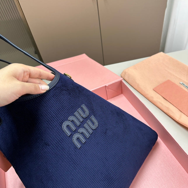 IVY TOTE BAG 34 IN NAVY CORDUROY
