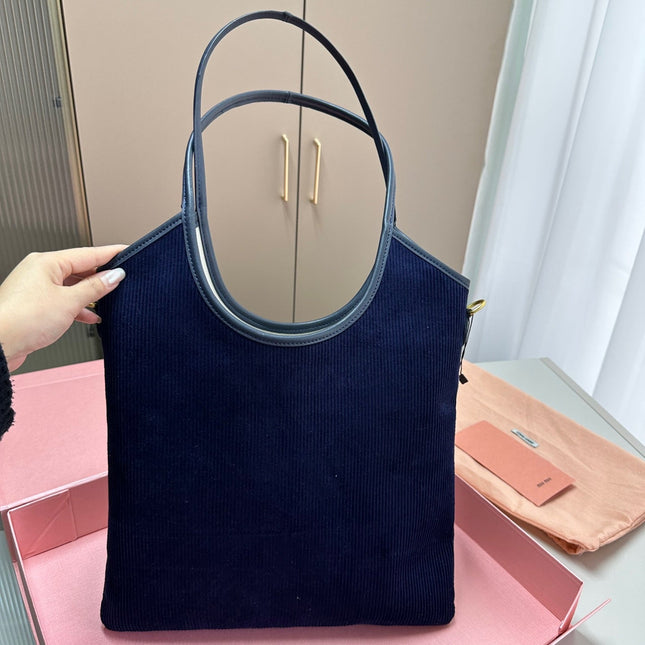 IVY TOTE BAG 34 IN NAVY CORDUROY