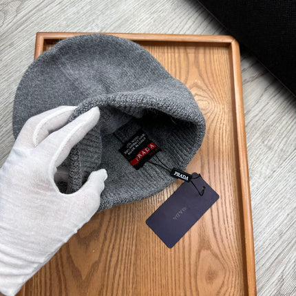 BEANIE HAT IN SHADOW GRAY WOOL AND RABBIT FUR 436396