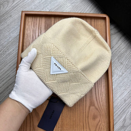 BEANIE HAT IN BISQUE BEIGE WOOL AND RABBIT FUR 342035
